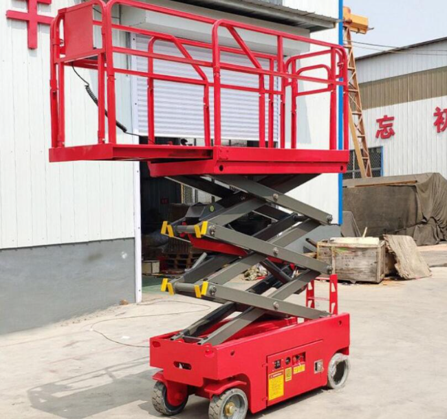 谢通门移动剪叉式升降机